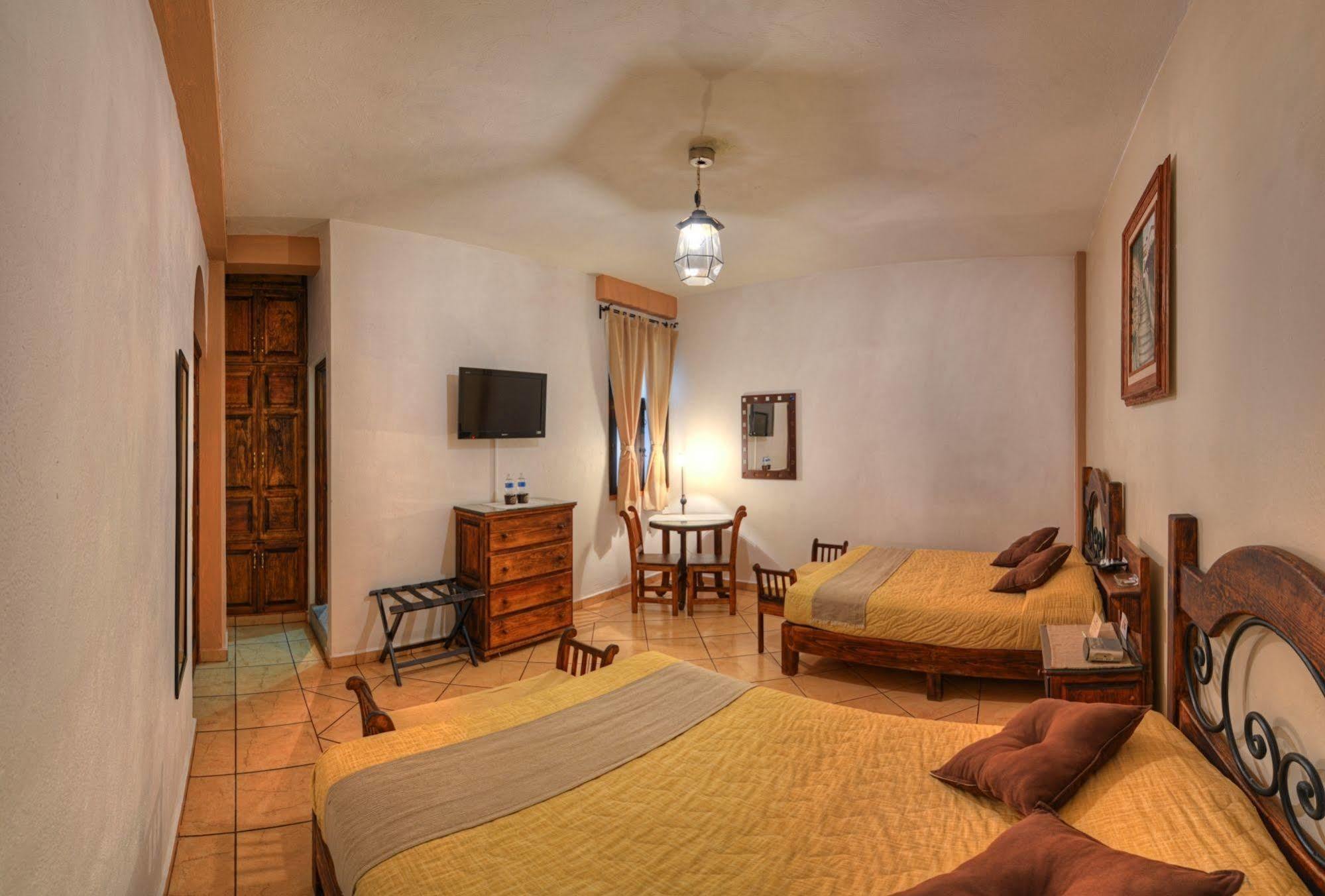 Hotel La Casa Del Laurel Taxco de Alarcon Exterior foto